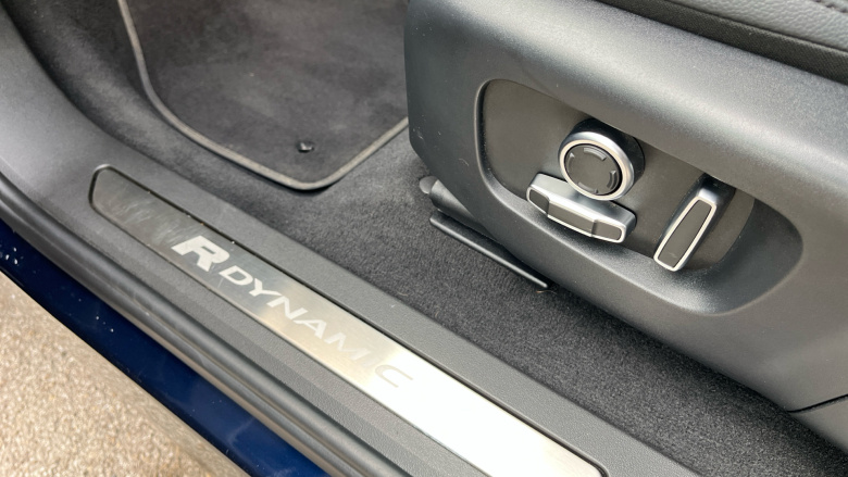 Land Rover Range Rover Evoque 1.5 P300e R-Dynamic SE 5dr Auto Hatchback